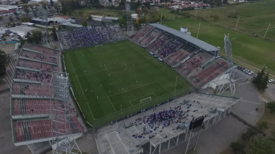 Juventud y Central Norte vuelven a verse a las caras y con hinchas en las tribunas