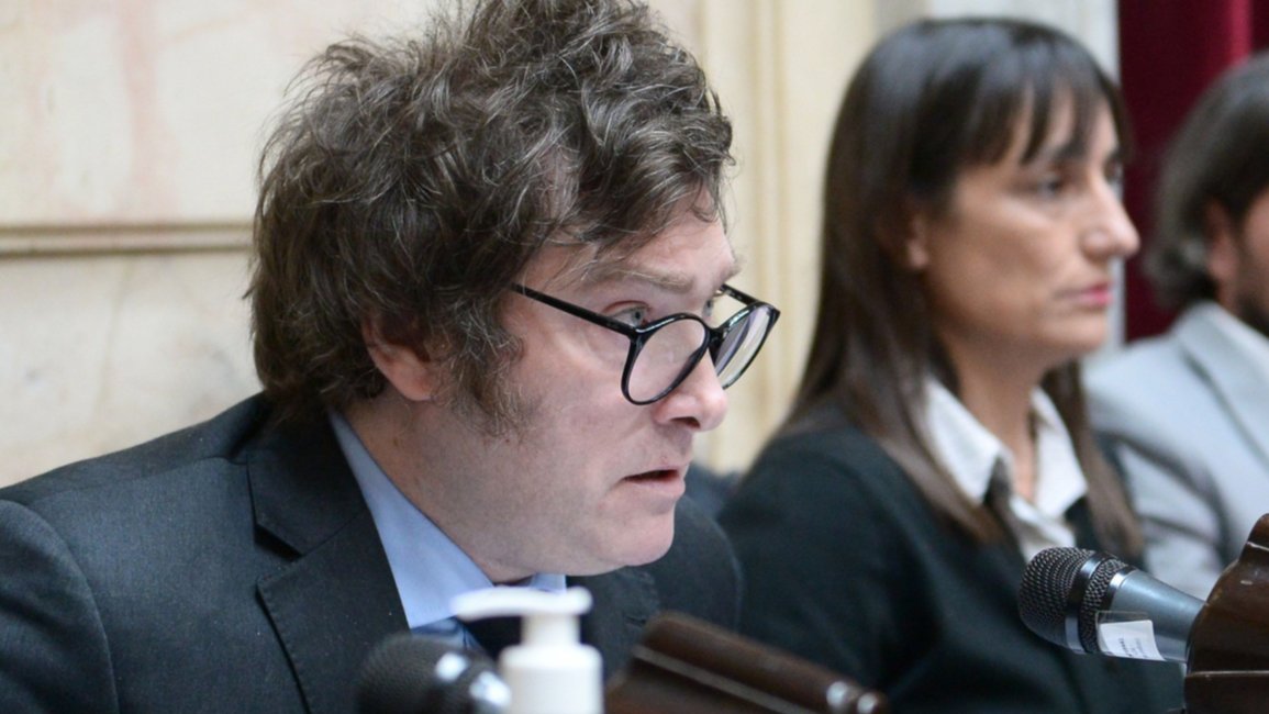 Javier Milei repudio el atentado a Cristina y criticó al Gobierno: “Se utilizó de manera miserale un hecho delictivo”