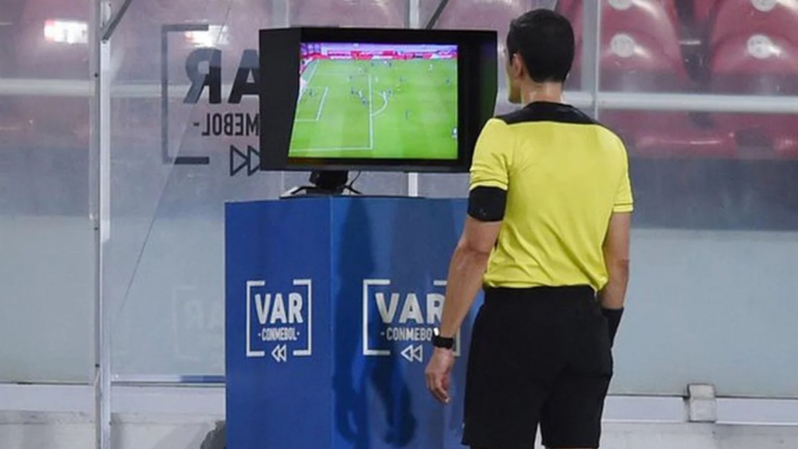 Los audios del VAR se harán públicos en el fútbol argentino