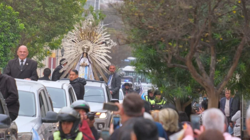 Imágenes peregrinas, en vivo: el Señor y la Virgen del Milagro recorren la capital