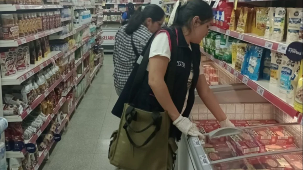 Infracciones por contaminación cruzada y falta de higiene en el microcentro