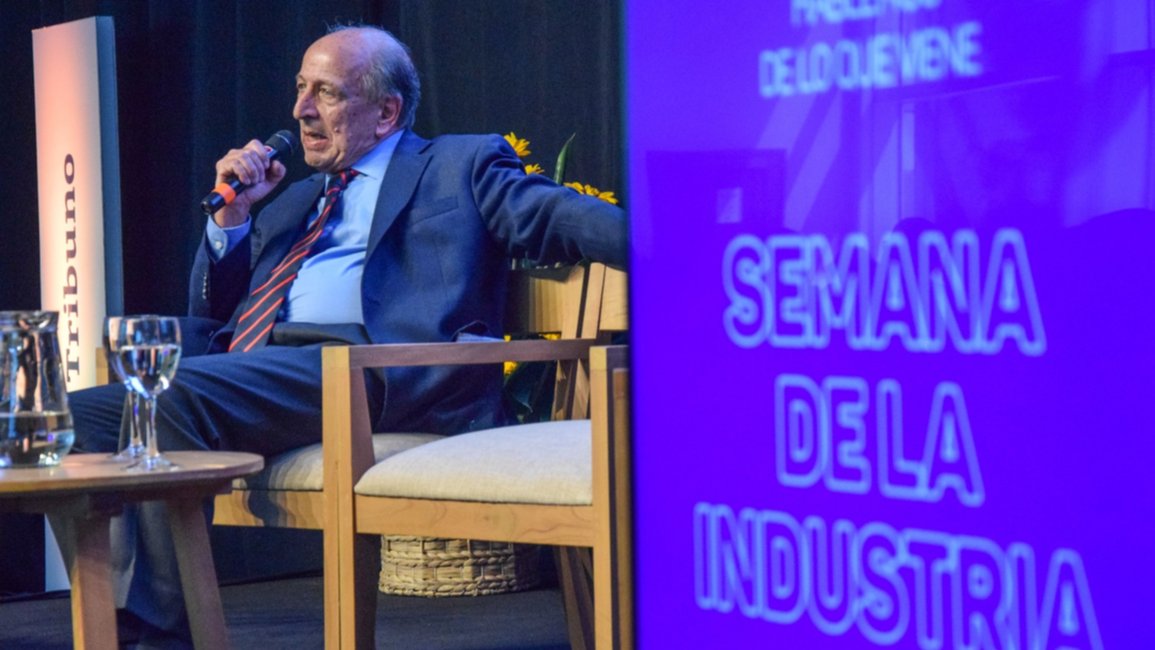 Pascual Albanese: brutal avance de la IA, pero siguen viejas estructuras sociales, políticas y económicas