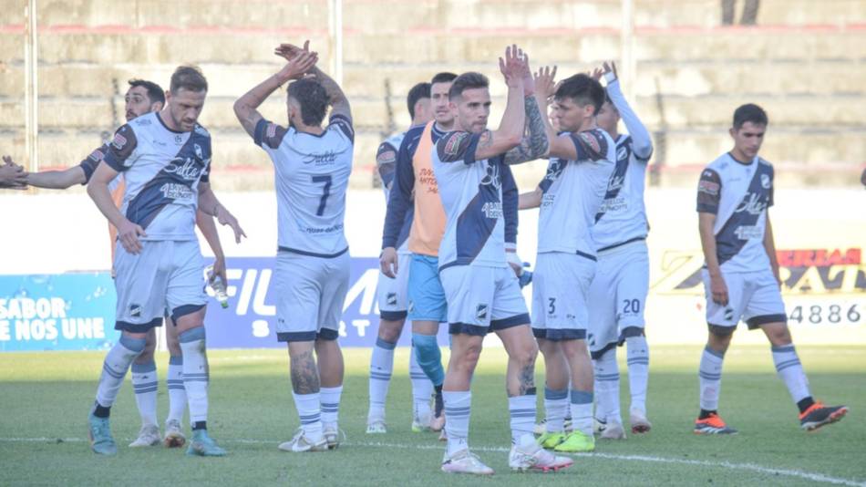 El Buitre Espeche mantiene dos dudas en Juventud Antoniana 