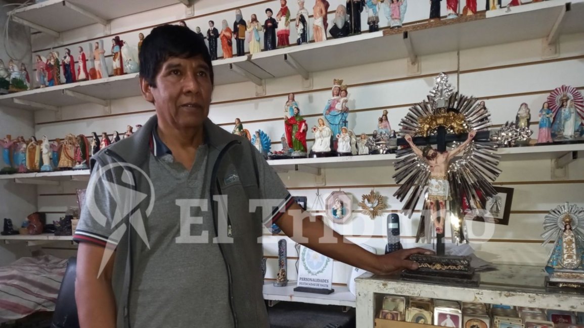 VIDEO. Un Milagro para el Mundo: pasó de lustrabotas a ser un reconocido escultor y artesano 