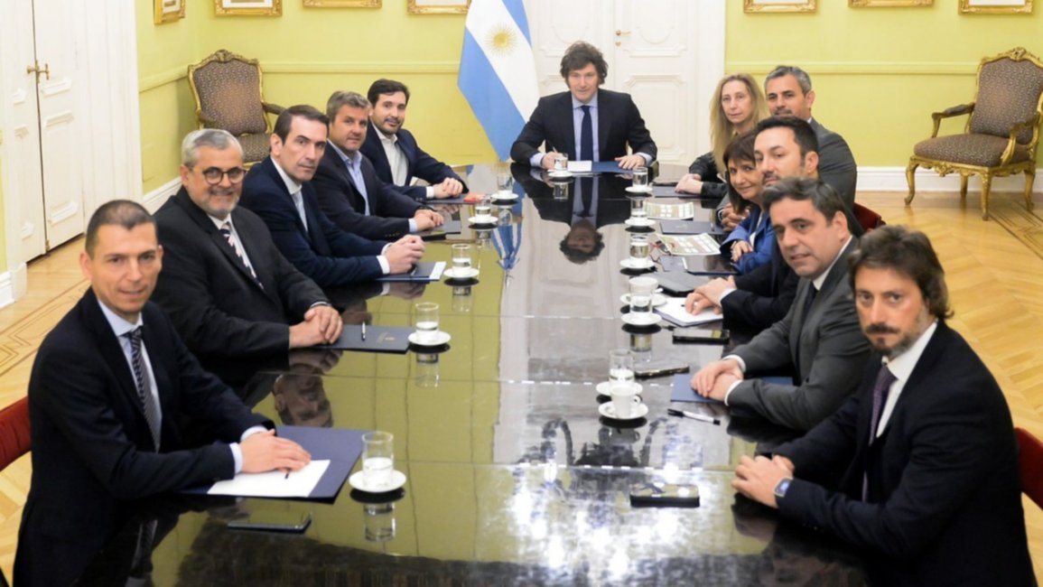 El Gobierno divide a los radicales y mantendría el veto a la ley jubilatoria