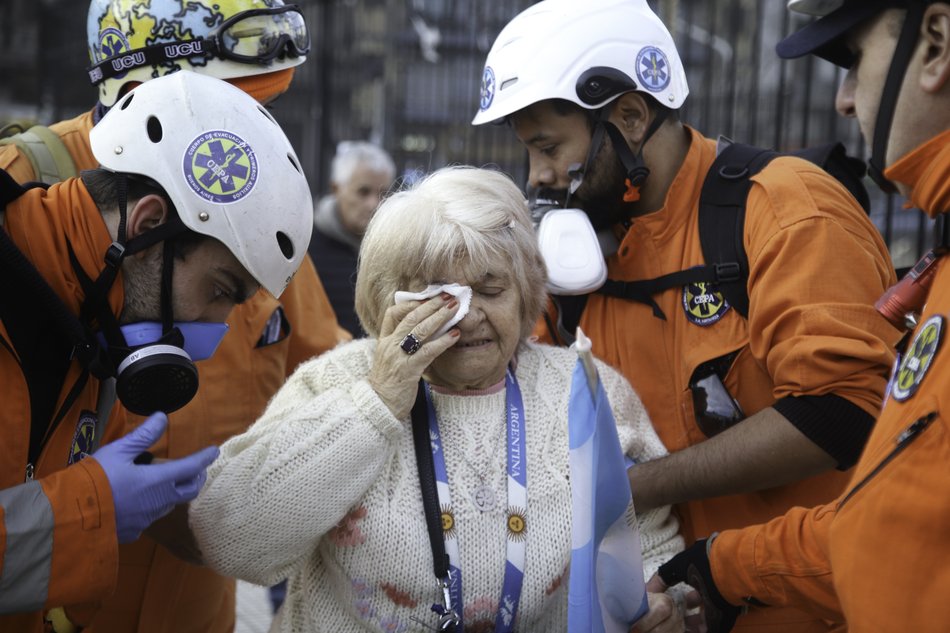 Tras la confirmación del veto a la reforma jubilatoria se registraron incidentes frente al Congreso