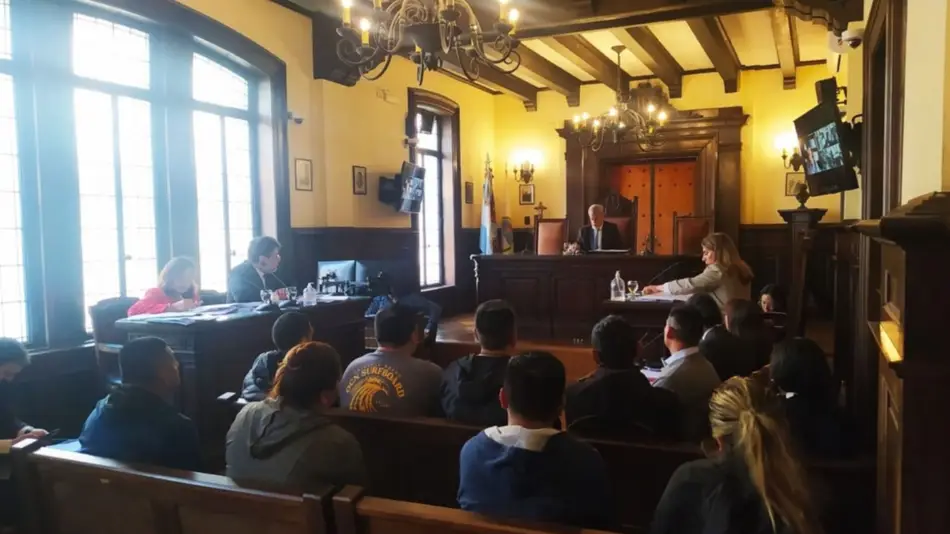 Escándalo en Gendarmería: imputaron a ocho gendarmes por el cobro de coimas a tours de compras