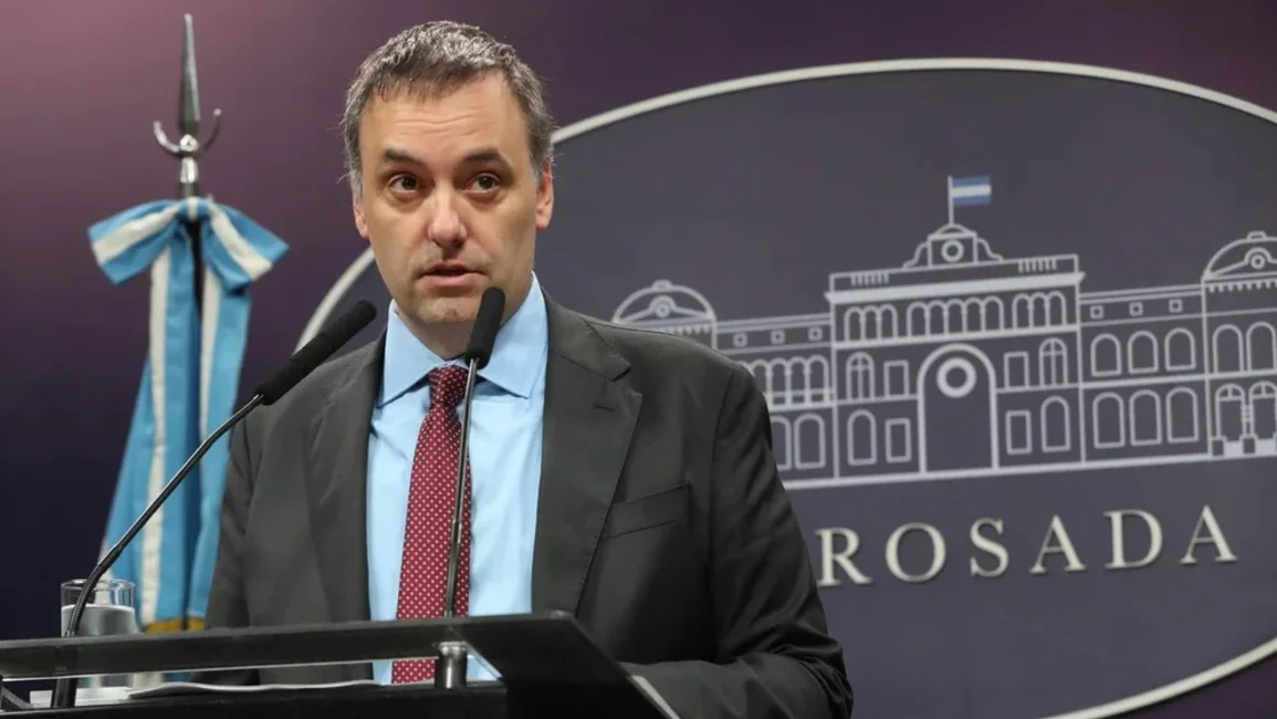 El Gobierno se anticipó al dato de pobreza y responsabilizó al kirchnerismo: “Es la peor herencia de la historia"