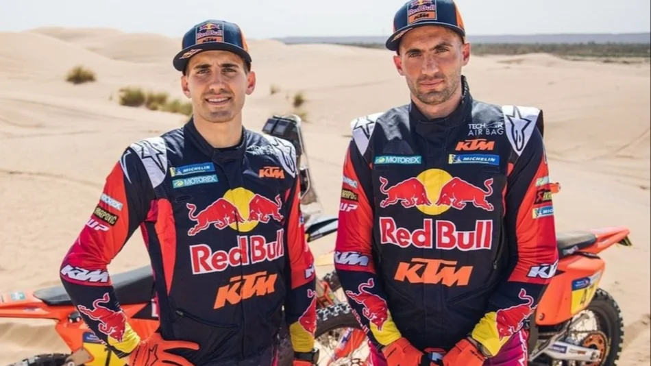 Luciano Benavides fue presentado en KTM y Kevin volvió a subirse a su moto