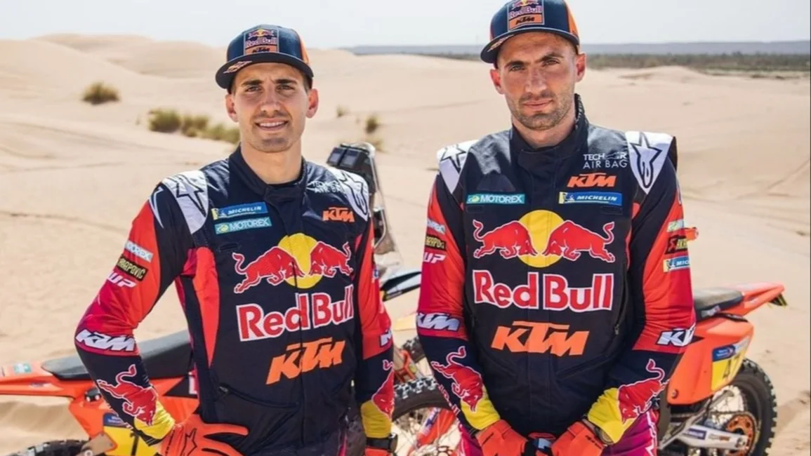 Luciano Benavides fue presentado en KTM y Kevin volvió a subirse a su moto