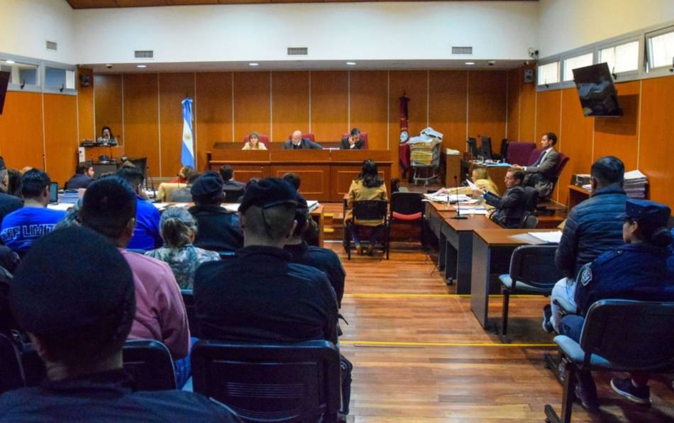 Corrupción en la cárcel de Villa Las Rosas: un testigo complicó a jefes por el ingreso de drogas y otro dijo que quisieron asesinarlo