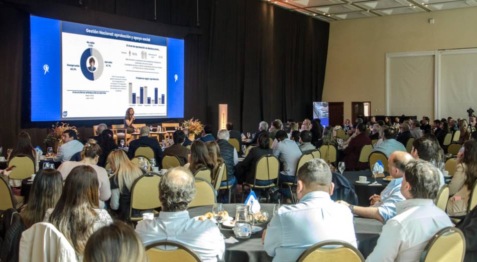 "Si las provincias se fortalecen, habrá más posibilidades para la industria"