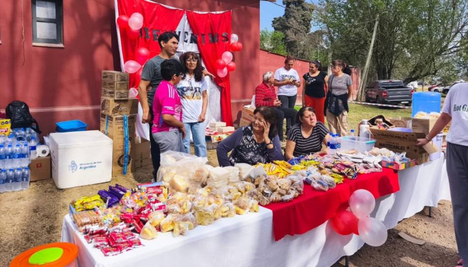 De valles y quebradas llegan hoy casi 50 mil peregrinos al corazón del Milagro- De valles y quebradas llegan hoy casi 50 mil peregrinos al corazón del Milagro