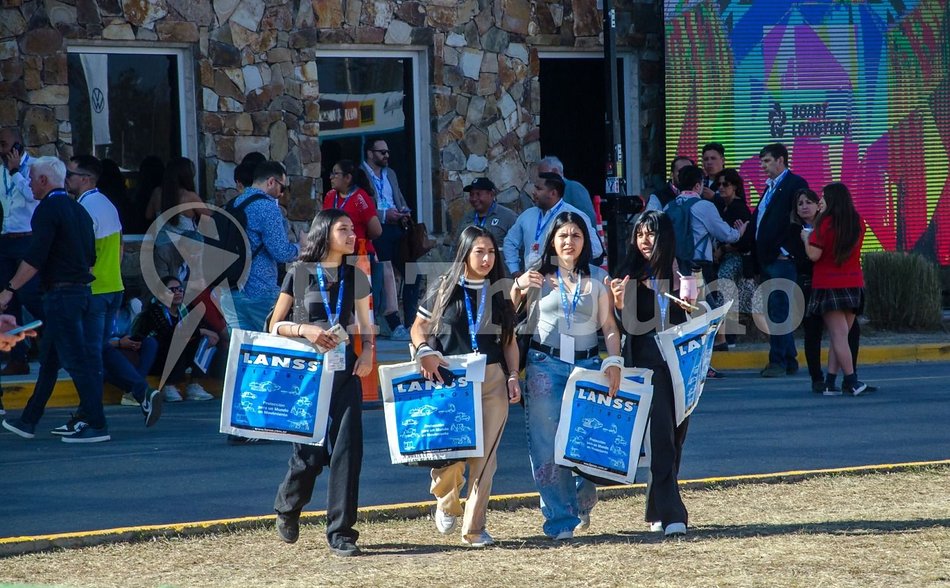 Argentina Mining Norte 2026: la primera jornada alcanzó los 10.000 participantes y superó ampliamente las expectativas- Argentina Mining Norte 2026: la primera jornada alcanzó los 10.000 participantes y superó ampliamente las expectativas