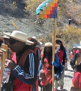 Peregrinos de Brealito ya caminan hacia Salta para renovar su fe en el Milagro