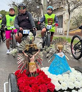 Bajo la lluvia partieron hoy 340 bikers peregrinos desde Metán