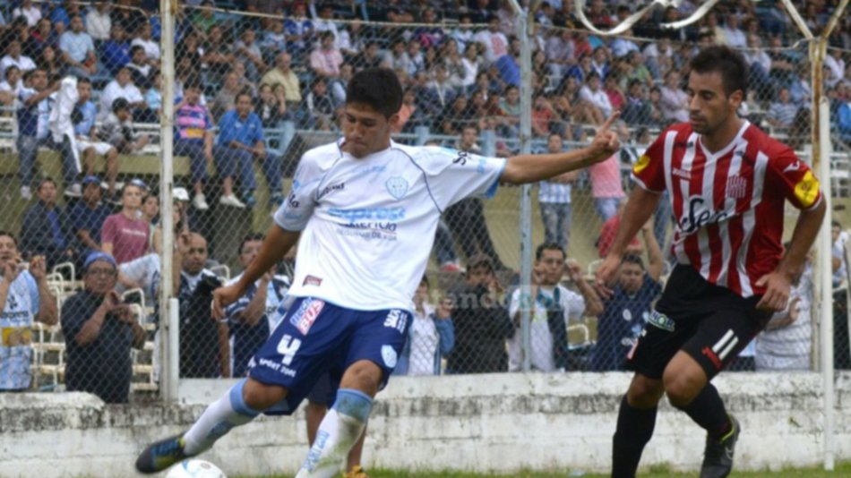 En Gimnasia y Tiro, Fausto Apaza, integra la lista de inhabilitados