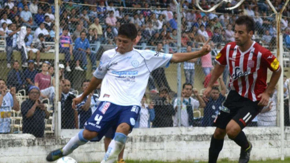 En Gimnasia y Tiro, Fausto Apaza, integra la lista de inhabilitados