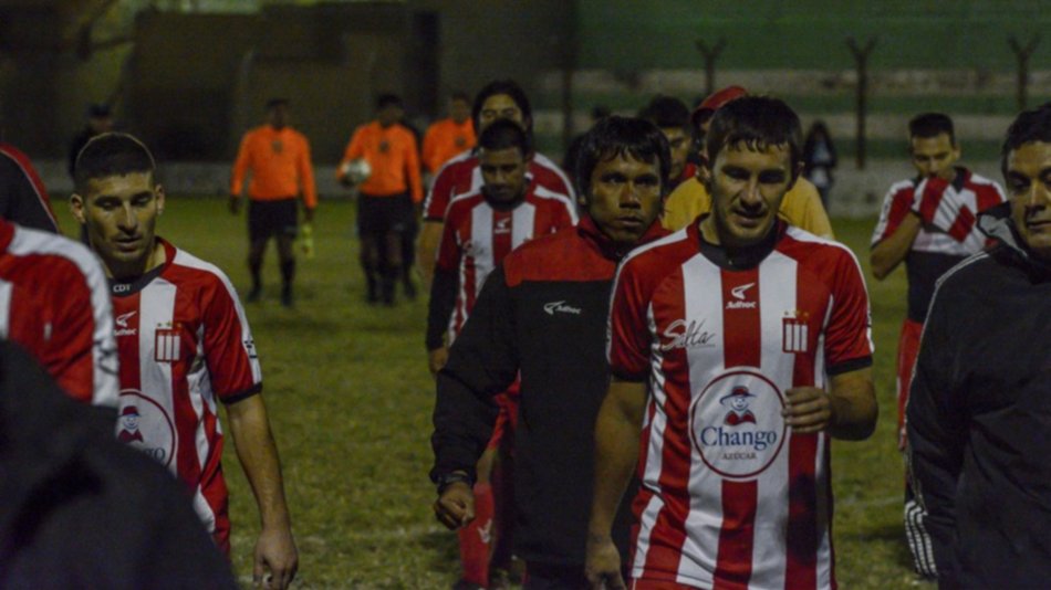 Tabacal picó en punta en el "hepta": le ganó 3 a 2 a Tiro y Gimnasia en el Cemento