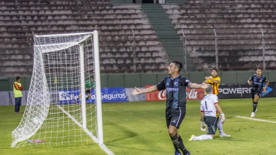 Central Norte, con goleada pasa todo: se impuso 3 a 0 ante Mitre