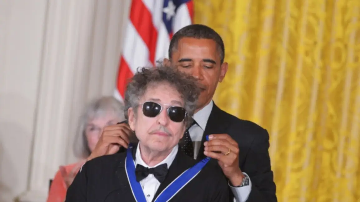 El premio Nobel de Literatura quedó en manos del cantante Bob Dylan