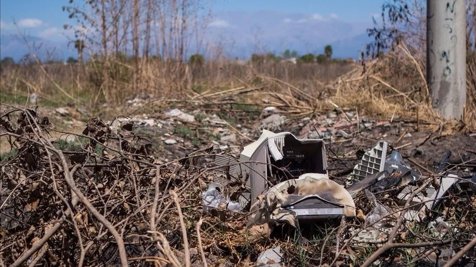 Vecinos de El Bosque reclaman por la basura