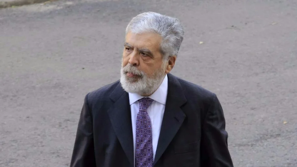 Ordenan pedir el desafuero y la detención de Julio De Vido 