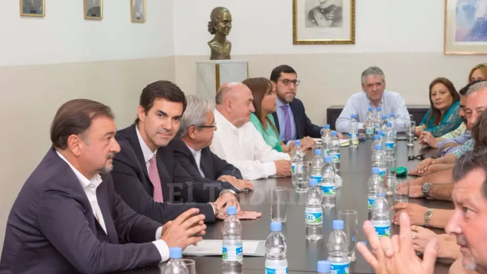 En el PJ dan vuelta de  página y abren las puertas