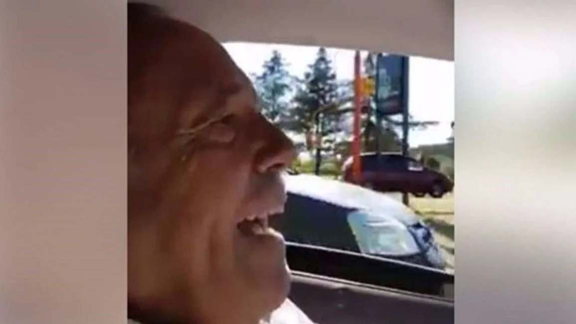 “Es viernes y el cuerpo lo sabe", el mensaje viral de Adolfo Rodríguez Saá