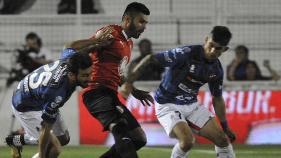 Independiente derrotó 2 a 1 a Patronato en Paraná