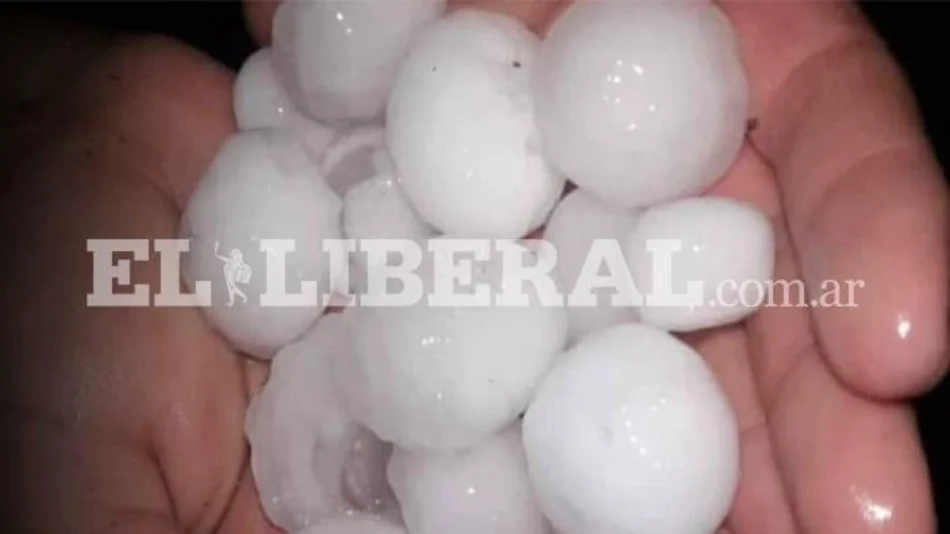 En menos de 12 horas, dos tormentas con granizo azotaron a Santiago del Estero 