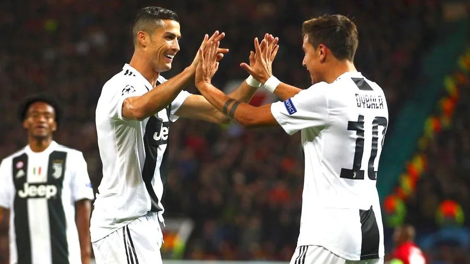 Entre Ronaldo y Dybala le dieron la victoria a Juventus sobre el United 