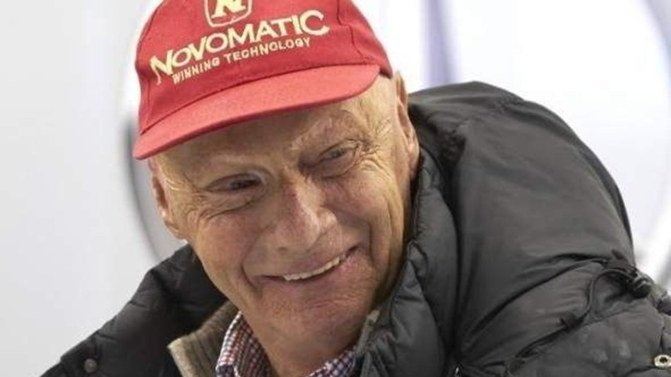 Niki Lauda se recupera de un trasplante pulmonar