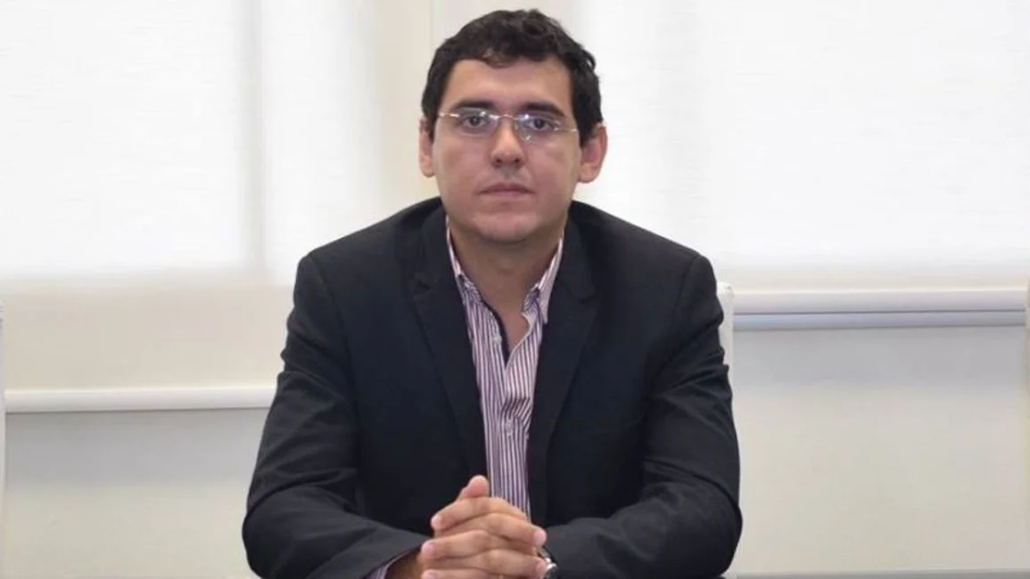 Orozco invitó a Solís  a un debate público  para que demuestre  su total inocencia