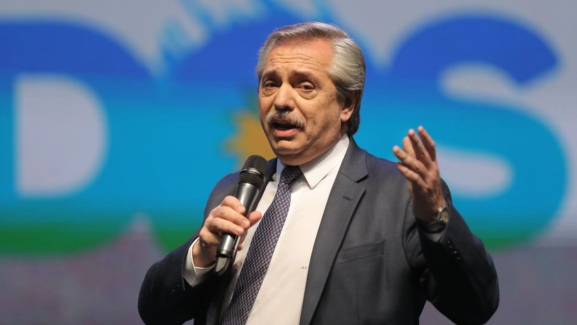 Los pilotos rechazaron el pedido de Alberto Fernández para levantar el paro