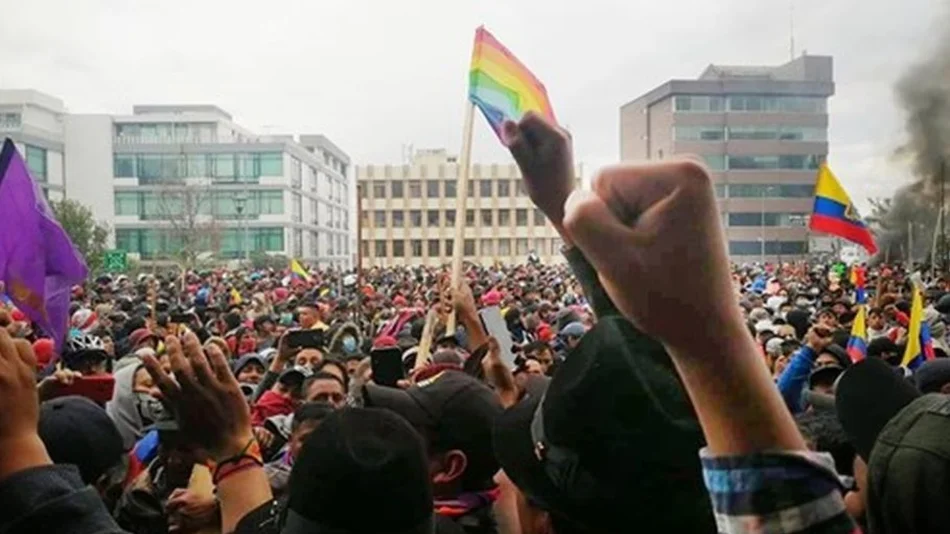 Ecuador: indígenas tomaron el Parlamento al grito de "¡Fuera Moreno!"