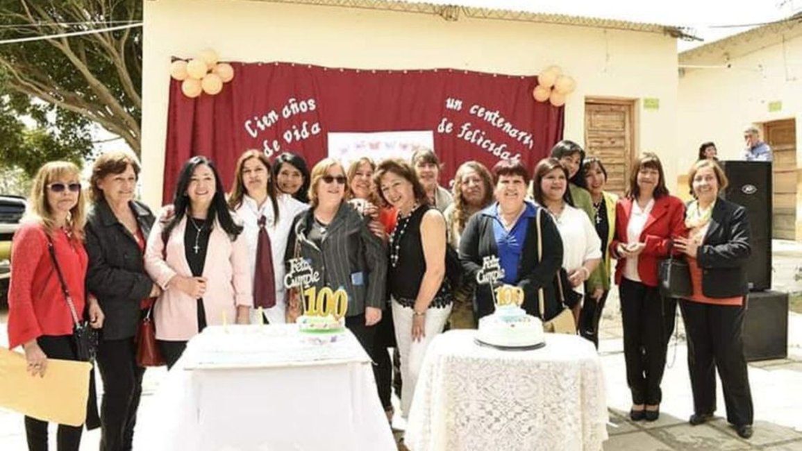Aniversario número 100 de la escuela Martín Miguel de Güemes