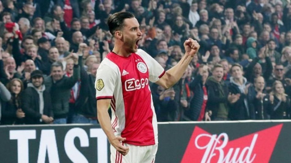 Ajax, con un tanto de Tagliafico, goleó a Feyenoord y es líder