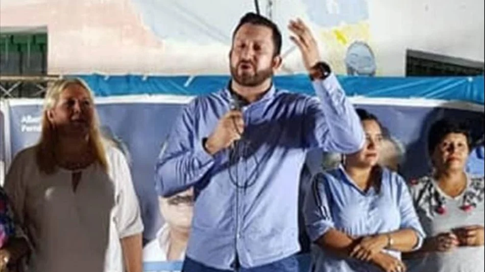 Lara Gros perdió su  candidatura a senador tras 12  años como intendente