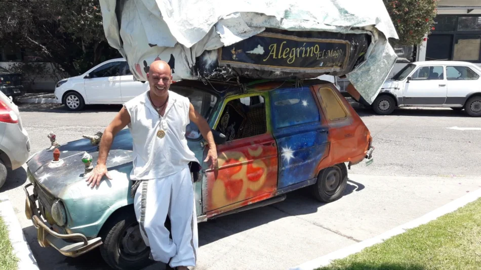 Alegrino, mago, inventor y transmisor de energía positiva