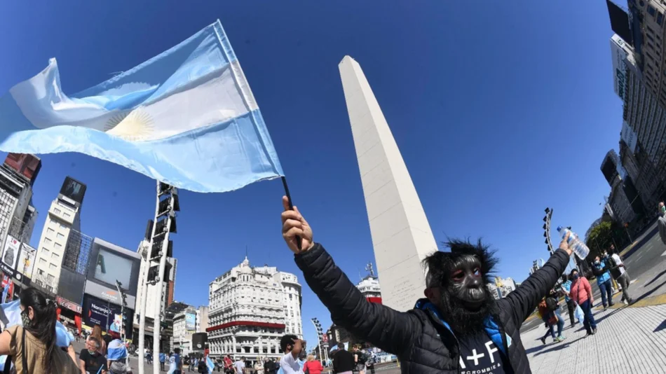 El "Banderazo" en contra del Gobierno nacional se replicó en distintas ciudades