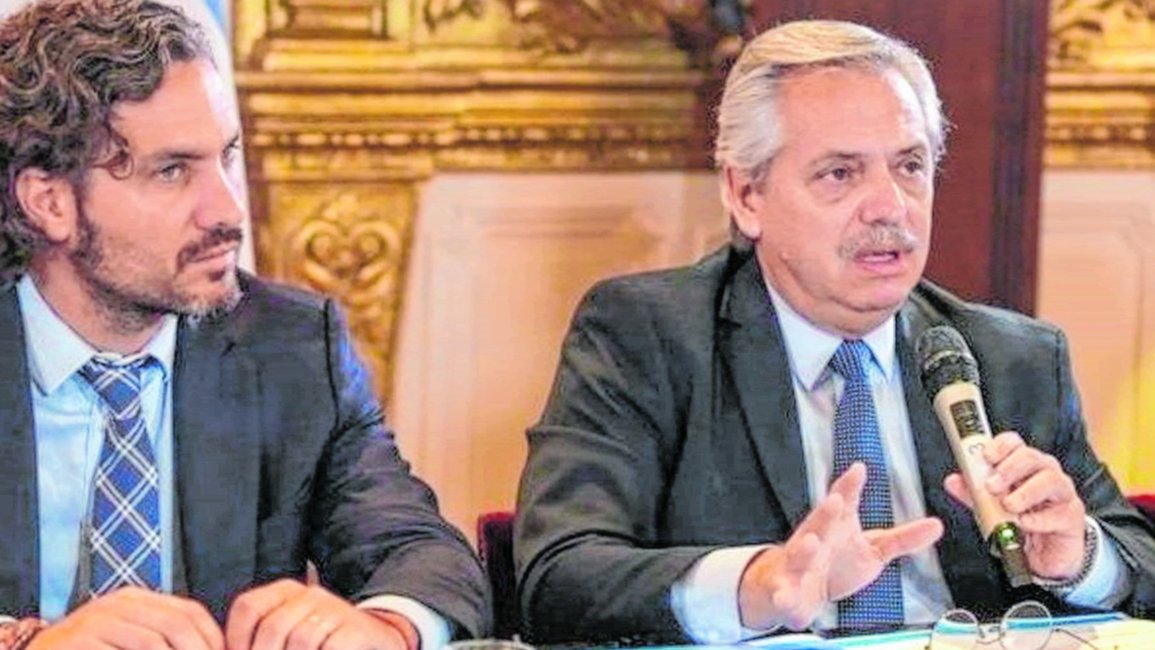 El Gobierno cruzó a Mauricio Macri tras sus polémicas declaraciones