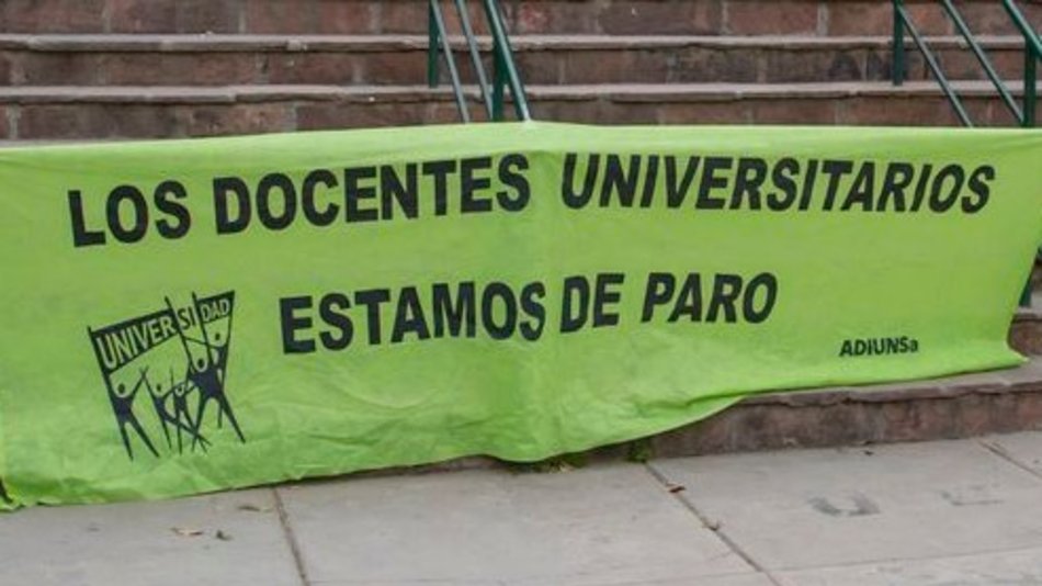 Apagón virtual en la UNSa de 48 horas por reclamo salarial