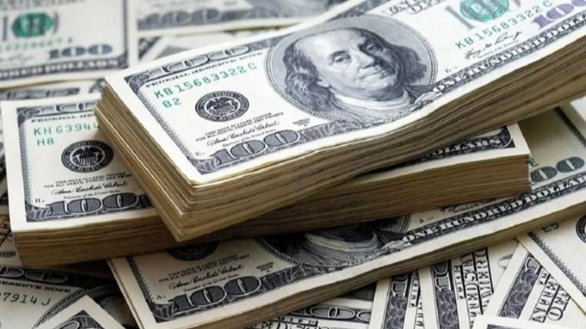 El dólar blue no para de subir y alcanzó los $181