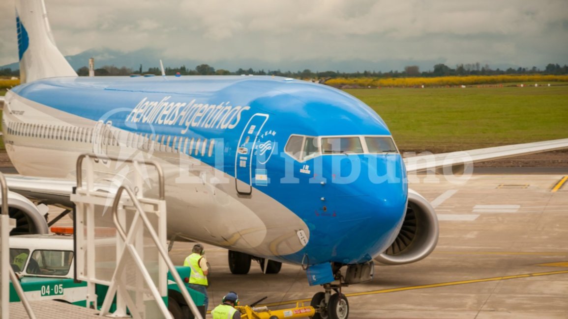 Se reanudan los vuelos y a Salta  llega un avión casi repleto