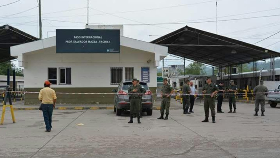 Ciudadanos bolivianos presionan  por la reapertura de la frontera