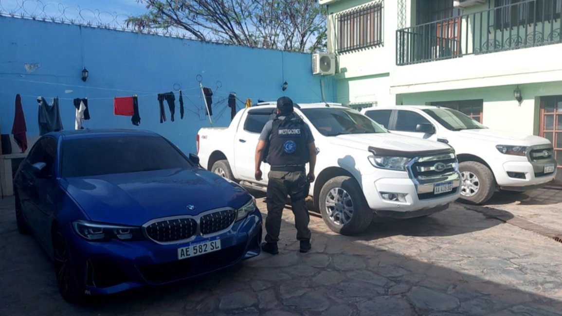 Realizan 18 allanamientos en Salvador Mazza, incluida la casa del intendente Rubén Méndez