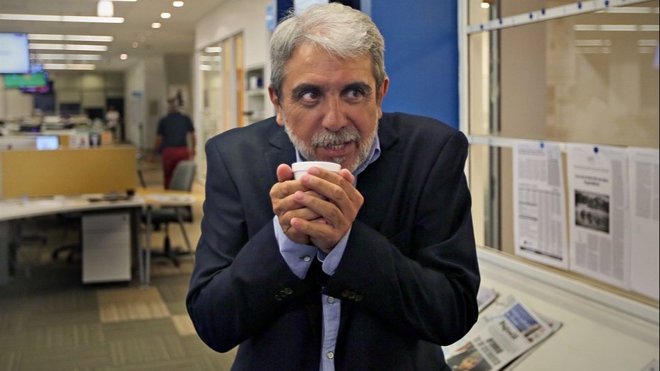 Aníbal Fernández, otra vez en la lupa por sobornos en derechos de TV
