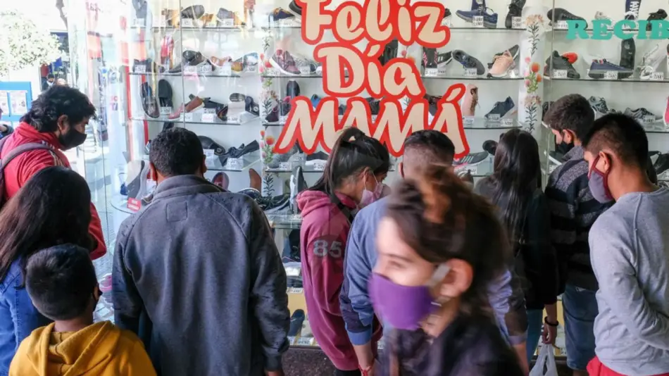Deudas y tarjetas de crédito sin margen marcaron las ventas por el Día de la Madre en Salta