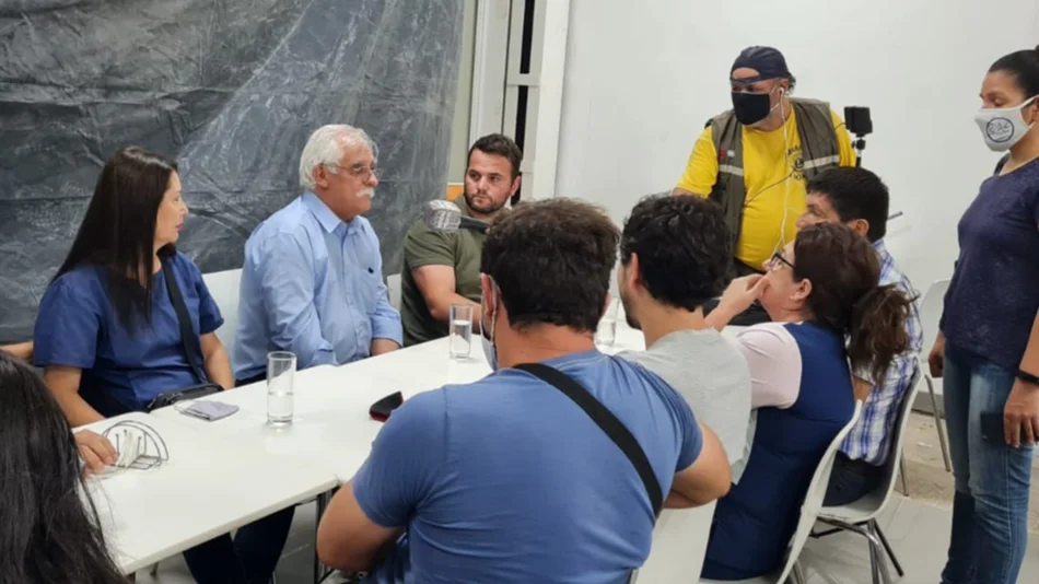 "Somos la  opción para  recuperar la  República"